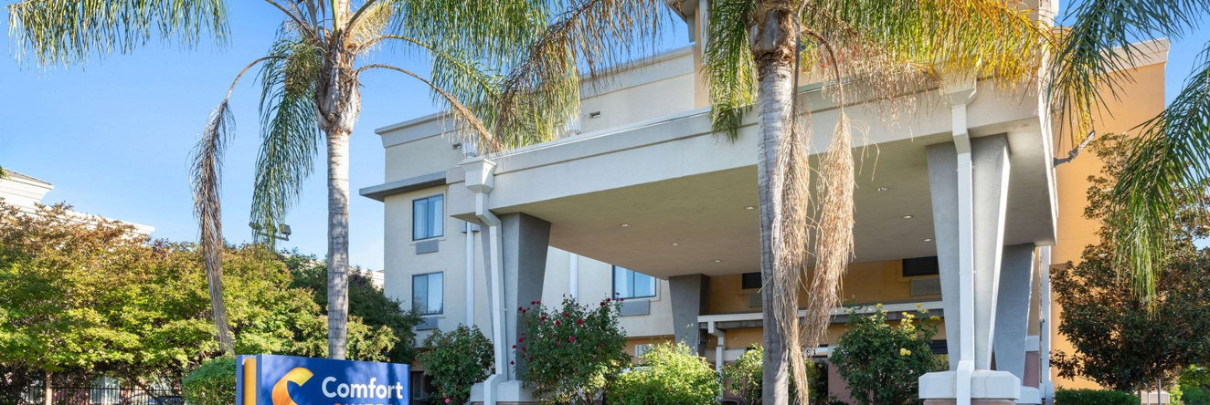 Comfort Suites Vacaville-Napa Valley Area, 瓦卡维尔 — 照片 1