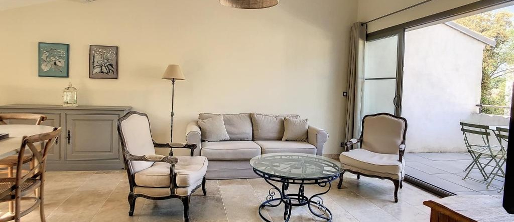 **Lovely Apartment In The Castle Of La Redorte**, Ла-Редорт — фото 1