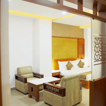 Kgees- HillTown Hotel, 伊杜基 — 照片 5
