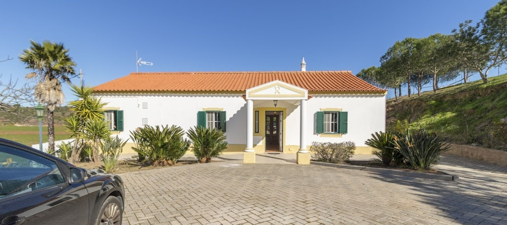 Villas2go2 Mimosa, 锡尔维斯 — 照片 1