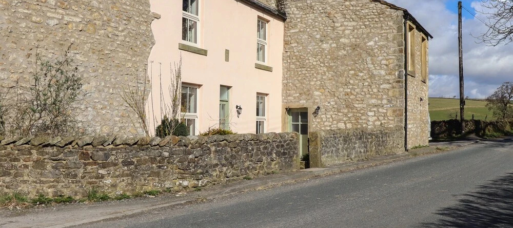 1 Hull House Cottage, 赫利菲尔德 — 照片 1