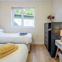 Skomer Lodge - 2 Bedroom Lodge - Manorbier, Manorbier — photo 5
