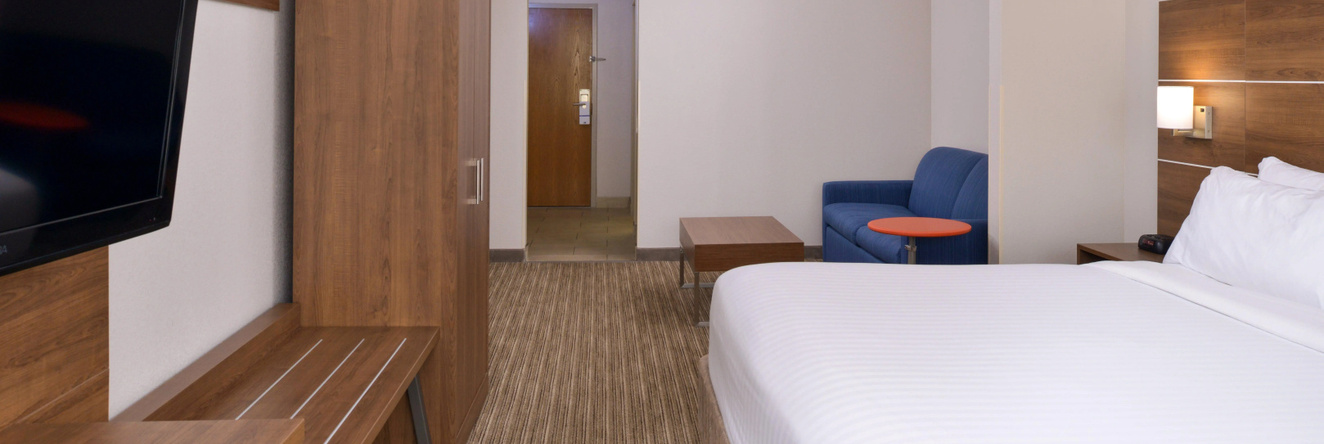 Holiday Inn Express & Suites Chattanooga (East Ridge) by IHG, East Ridge — photo 1