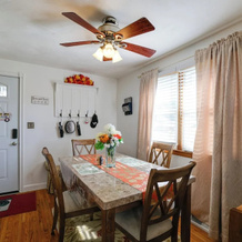 Large Private Yard: Home 14 Mi to Niagara Falls!, 托纳旺达 — 照片 2