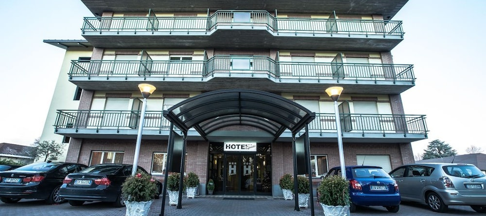 Hotel Davide, 里沃利 — 照片 1