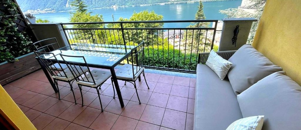 appartamento con bellissima vista, Campione d'Italia — photo 1