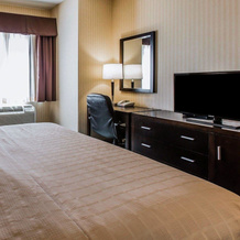 Comfort Suites, 罗斯米德 — 照片 3