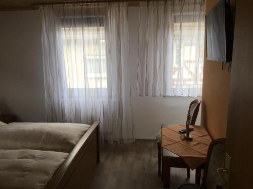 Pension Rheingauer Hof, Эстрих-Винкель — фото 1