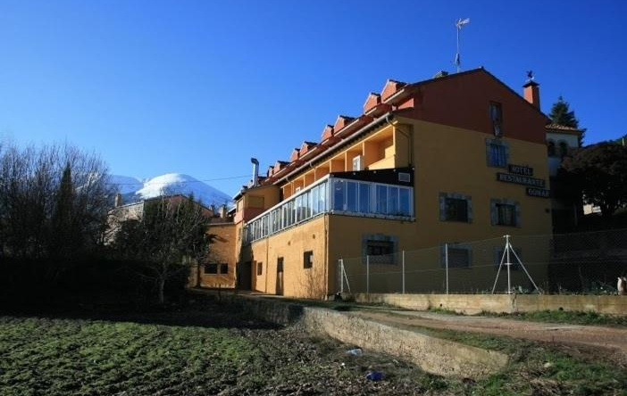 Hotel Gomar, 圣马丁德拉维尔亨德蒙卡约 — 照片 1