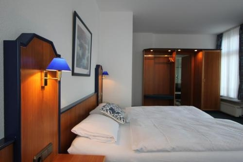 Parkhotel Tillmanns, Эльтвилле-на-Рейне — фото 1