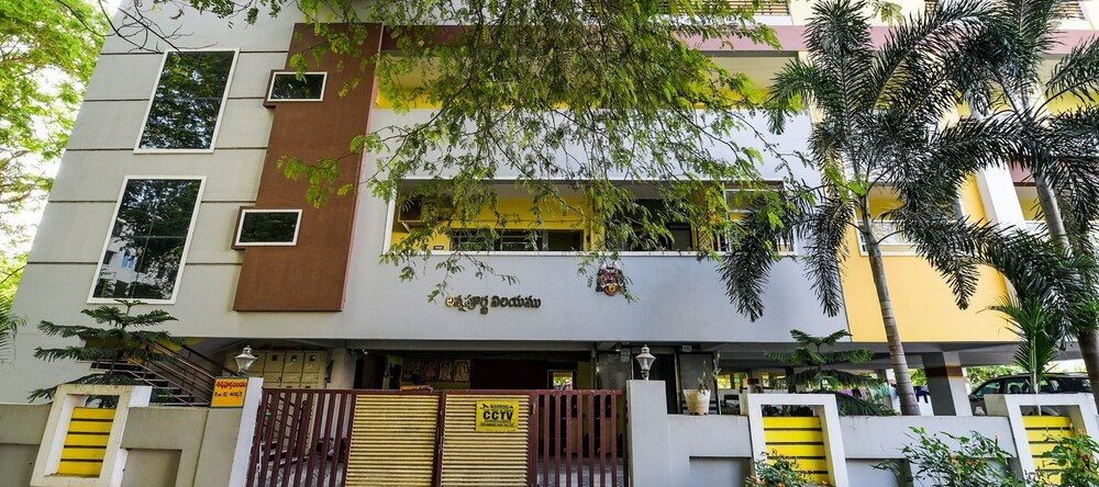 OYO 26234 Annapurna Nilayam, 塔德帕莱 — 照片 1