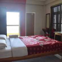 Chief Hotel, 艾贾尔文莱 — 照片 3