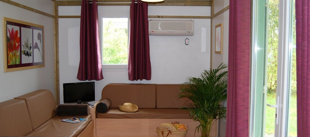 Detached Chalet With Dishwasher, On The Banks Of The Lot, Кастельморон-сюр-Ло — фото 1