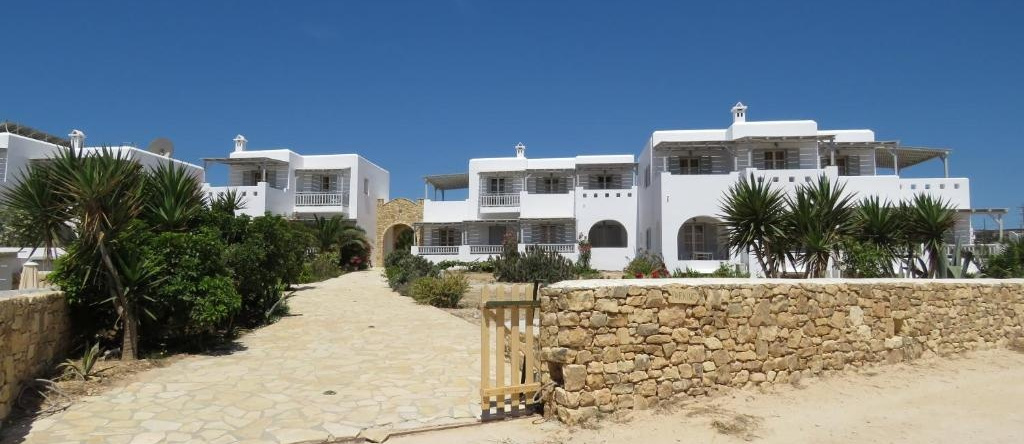 Paradise Resort Hotel, Куфониси — фото 1