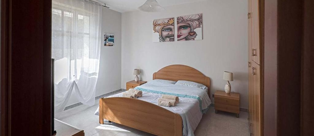 Seashore House - Appartamento A 100 Mt Dal Mare, Виллафранка-Тиррена — фото 1