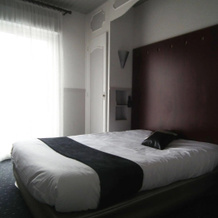 Contact Hôtel le Moulin Neuf, 尚托奈 — 照片 2