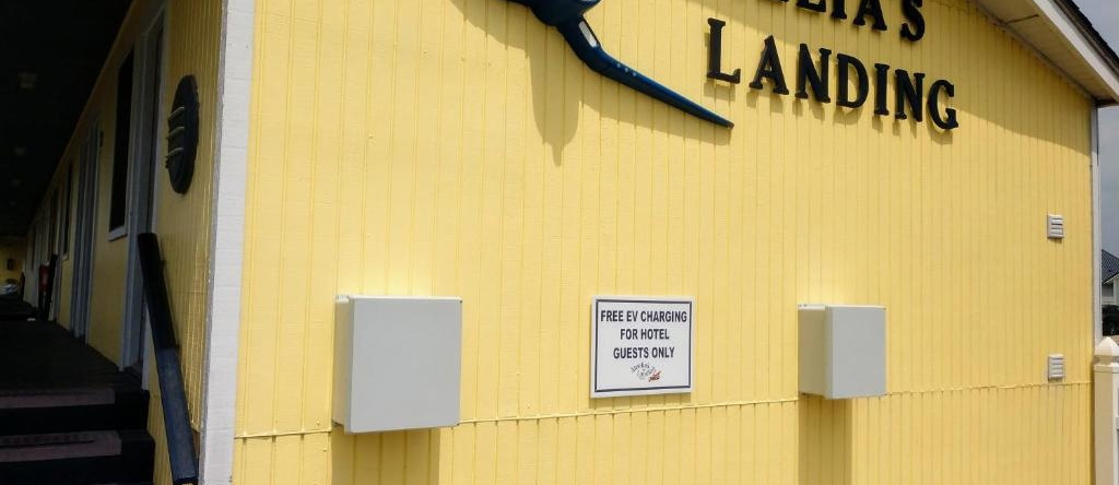 Amelia's Landing Hotel, Инглсайд — фото 1