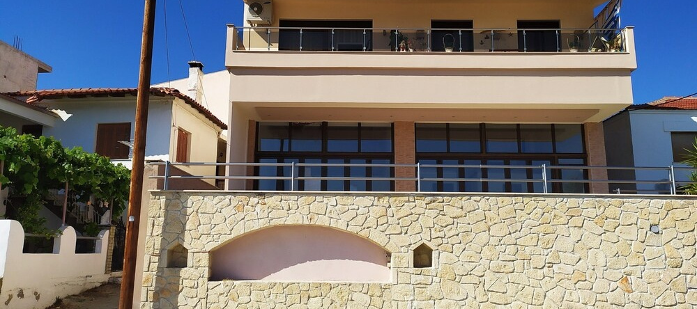 Anchors Aweigh 50m From The Sea, Nea Skioni — photo 1