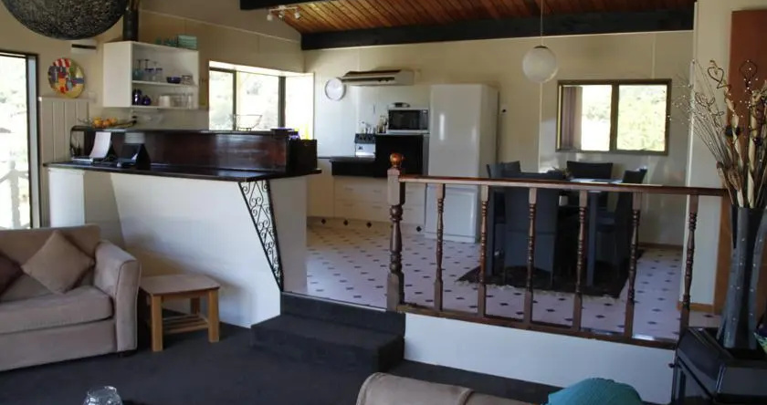 Harbour View House, Picton — photo 1