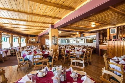 Hotel Manoir Des Laurentides, Сент-Донат — фото 1