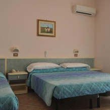 Hotel Metron, Чезенатико — фото 2