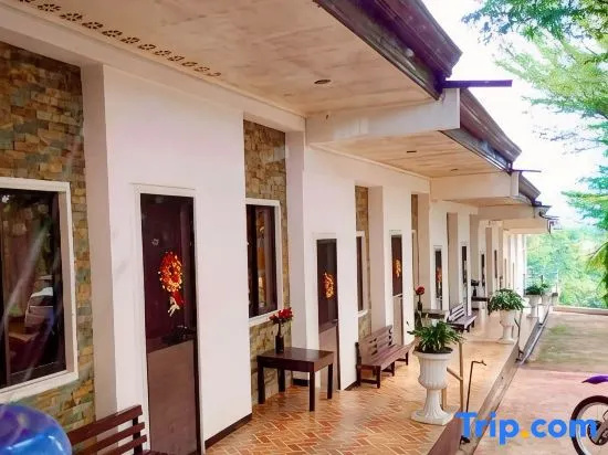 Reddoorz @ Dream Haven Bed & Breakfast, Валенсия — фото 1