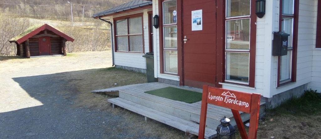 Lyngen Fjordcamp, Nord-Lenangen — photo 1