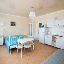 Astra 4 Apartments, Ordzhonikidze — photo 5