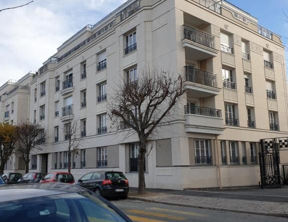 Grand F3 CONFORTABLE 5 mn de Paris et proche Disneyland, 迈松阿尔福 — 照片 1