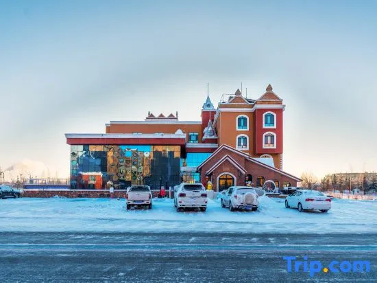 Jiangsu·Jinxi Surprise Castle Resort Homestay (Buerjin Kanas Taqiao Branch), 阿尔泰 — 照片 1