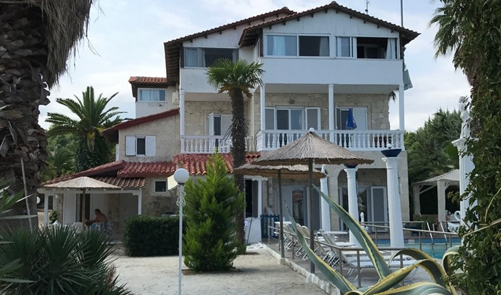 Villa George, Kriopigi — photo 1