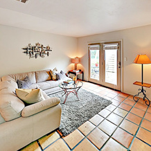 Beaver Duplex Unit B - 2 Br Duplex, West Lake Hills — photo 2