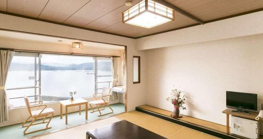 Kokumin Shukusha Irohajima, Karatsu — photo 1