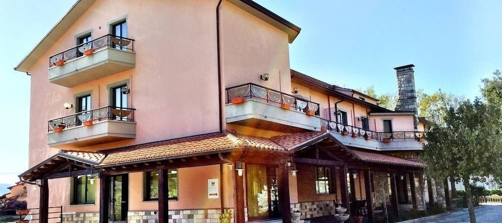 Hotel Ristorante La Madia, 福萨托-迪-维科 — 照片 1