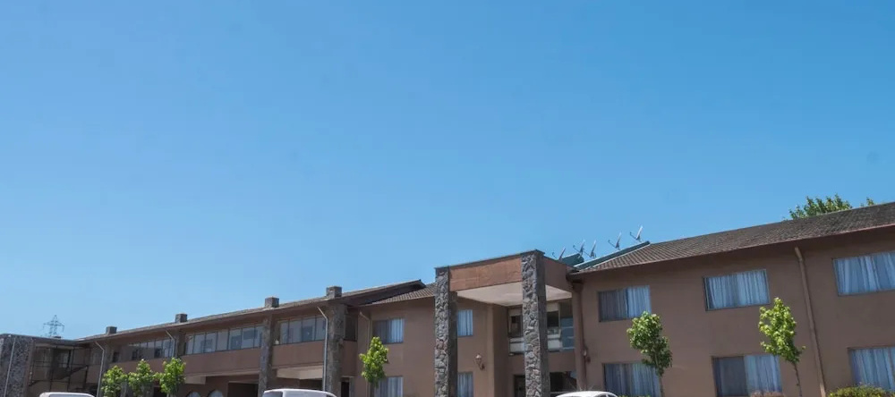 Econohotel, Los Angeles — photo 1