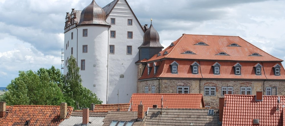 Chic Apartment in Thuringia With Sauna, Goldene Aue — photo 1