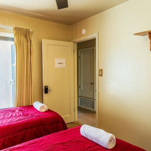 Large 2 Bed W/ Room For 8, Сан-Бруно — фото 5