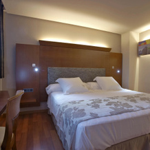 Hotel Sancho Abarca Petit SPA, Huesca — photo 3