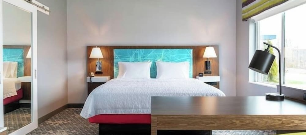 Hampton Inn & Suites Pittsboro, Питтсборо — фото 1