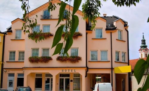 Garni Hotel Andric, 松博尔 — 照片 1