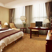 Petroleum Business Hotel, 锦州 — 照片 3