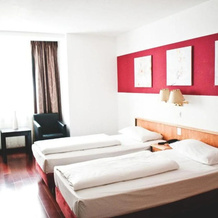 Rugs Hotel Düsseldorf – Self Check- In, Dusseldorf — photo 3