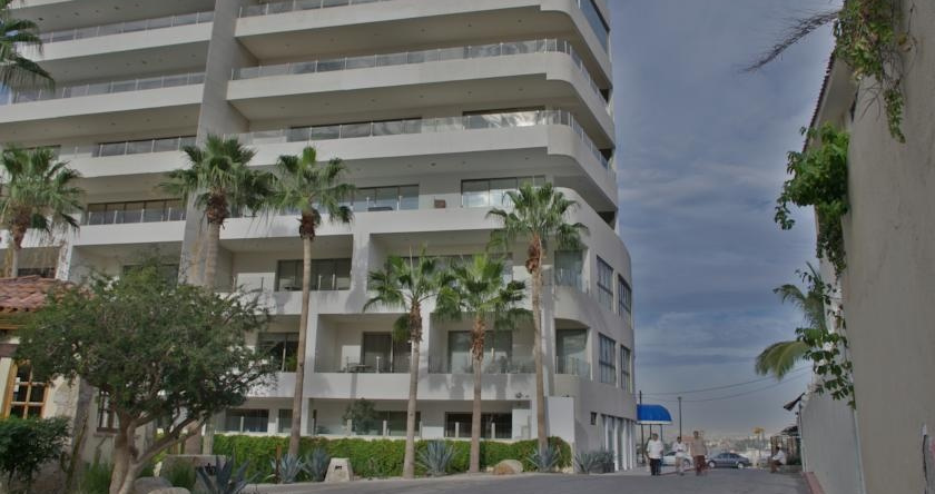 One Medano Beach 4A, Cabo San Lucas — photo 1
