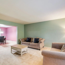 Family Retreat w/ Fenced Yard in Woodbridge!, 蒙特克莱尔 — 照片 2