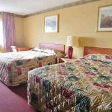 Days Inn & Suites by Wyndham Caseyville, Caseyville — photo 3