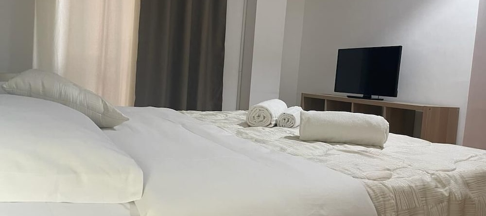 Doctor House standard, suites & luxury rooms, 恩纳 — 照片 1