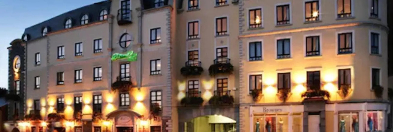 Bracken Court Hotel, 巴尔布里根 — 照片 1