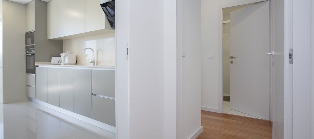 Liiiving in Porto - Luxury River View Apartments, 贡多马尔 — 照片 1