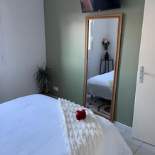 Suite Eden Spa, Appart’hôtel bien être , Patio, Avion — photo 3