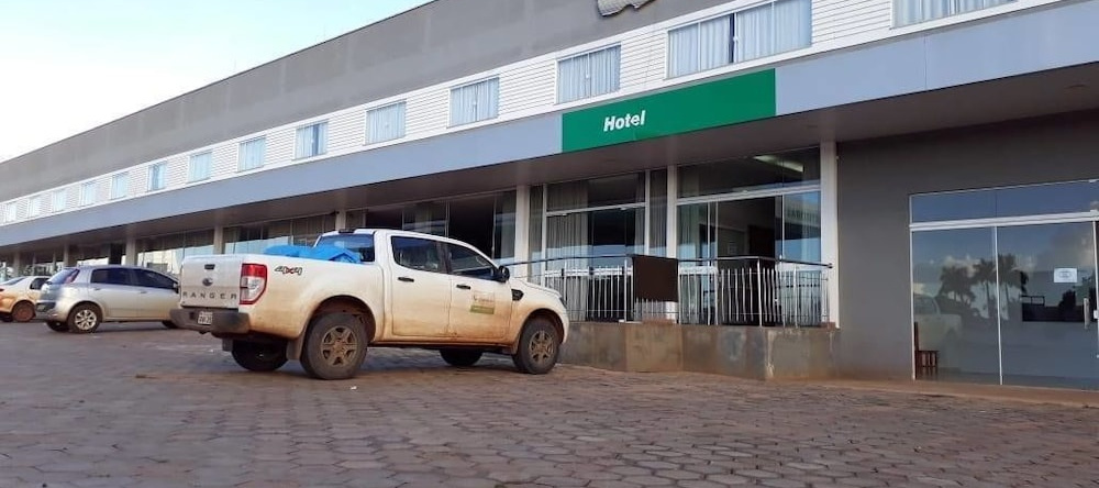 Hotel Portal do Jalapão, 波尔图纳西乌纳尔 — 照片 1